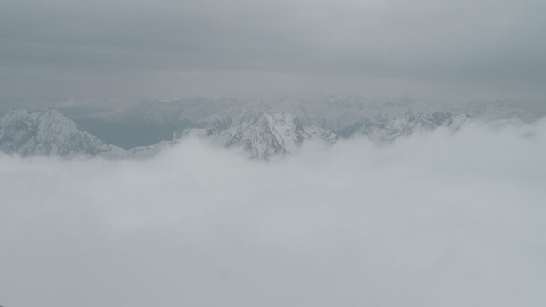 DGDW_STILLS_MARIA_ZUGSPITZE_05 Kopie